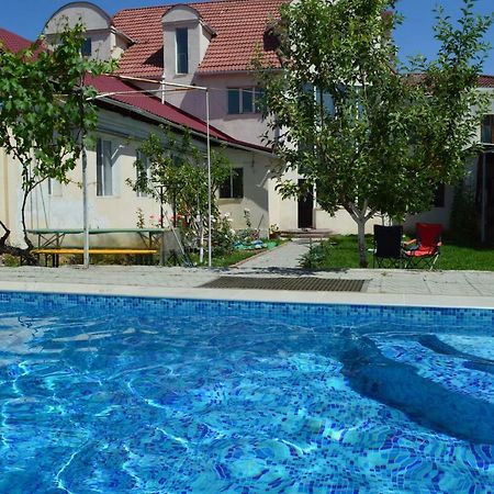 Tunduk Hostel Bishkek Luaran gambar