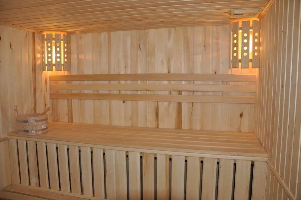 Tunduk Hostel Bishkek Luaran gambar