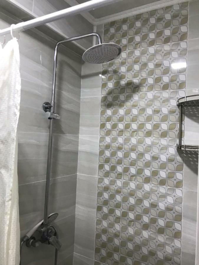 Tunduk Hostel Bishkek Luaran gambar